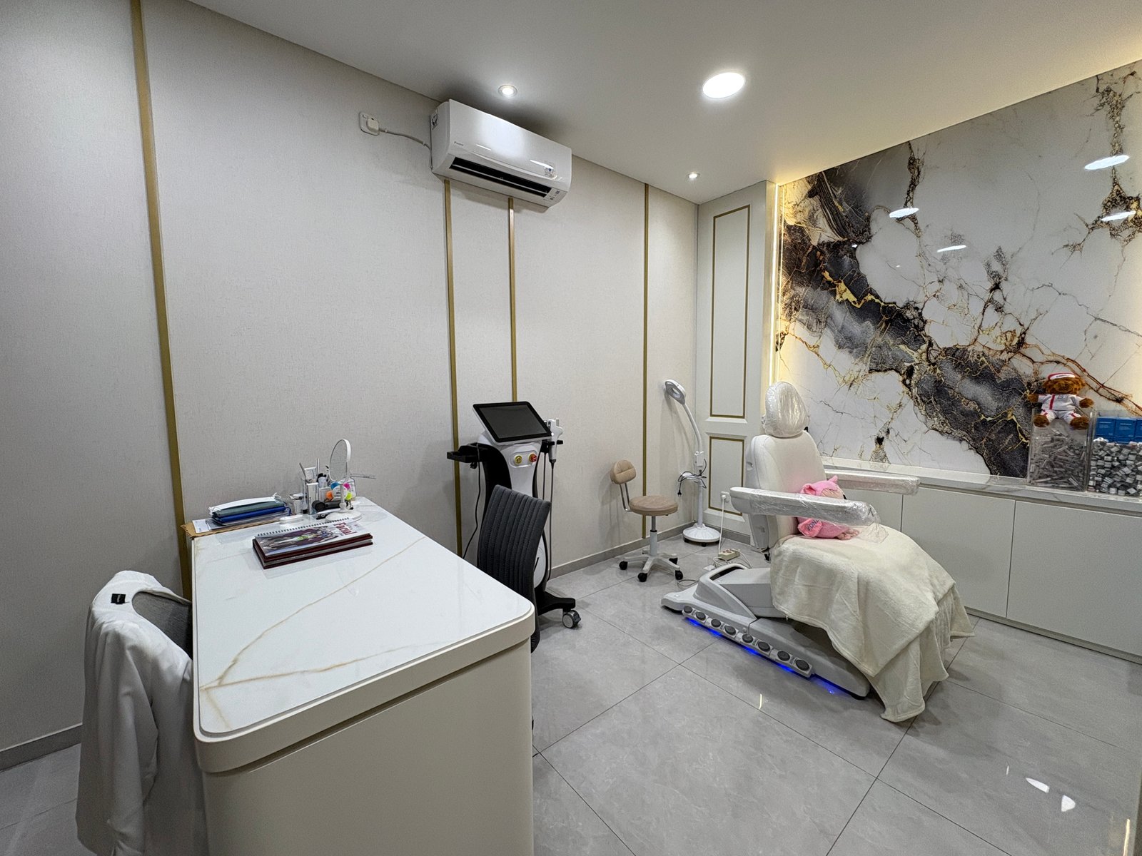 Inside WFSC Clinic: Ketika Sains Bertemu Estetika